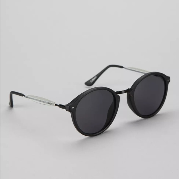 Le Specs Round “Alohaha” Sunglasses With Case - Picture 3 of 8